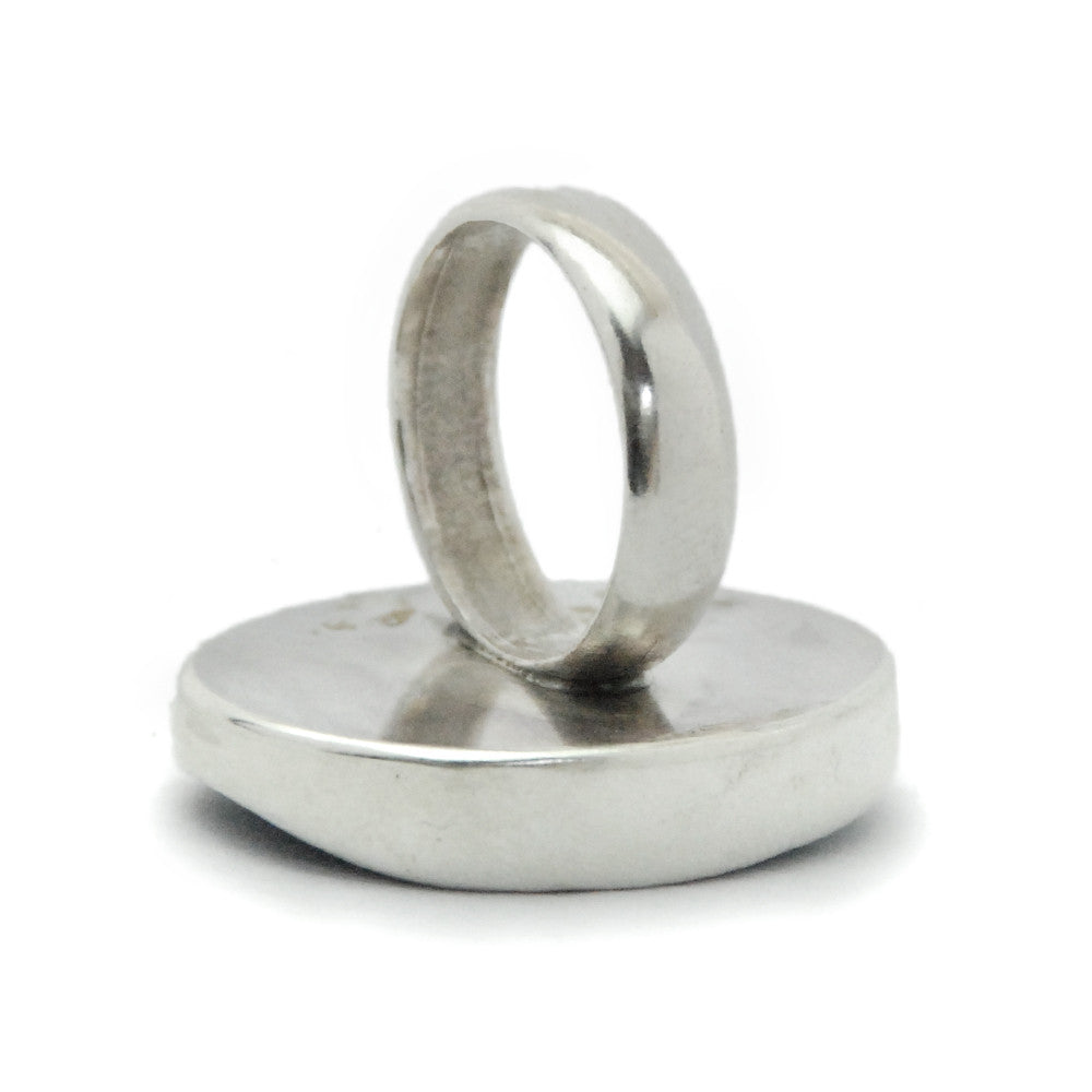 Pāua Concave Ring