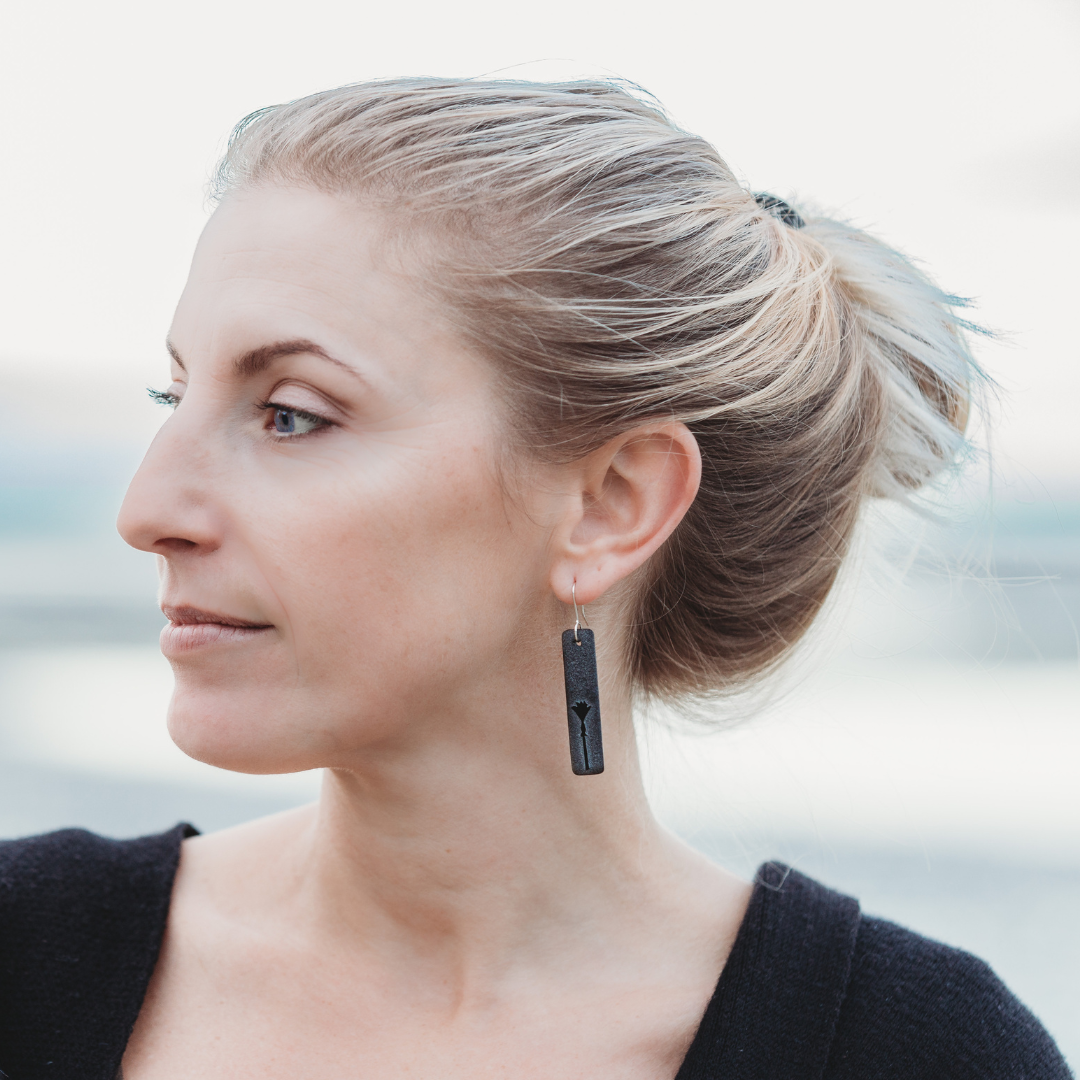 Nīkau Drop Earrings Black on model