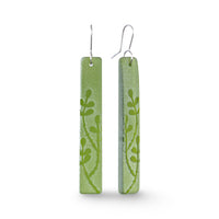 Rātā Vine Drop Earrings Green