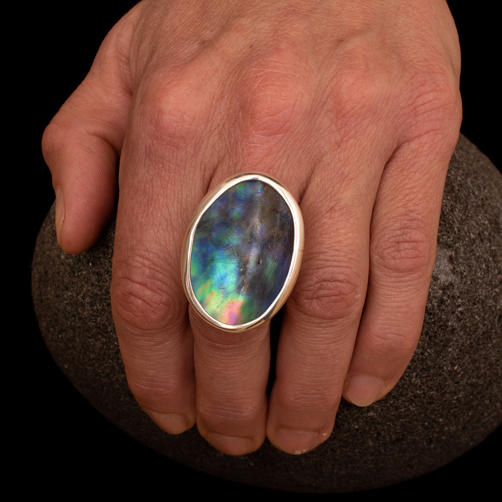 Pāua Concave Ring
