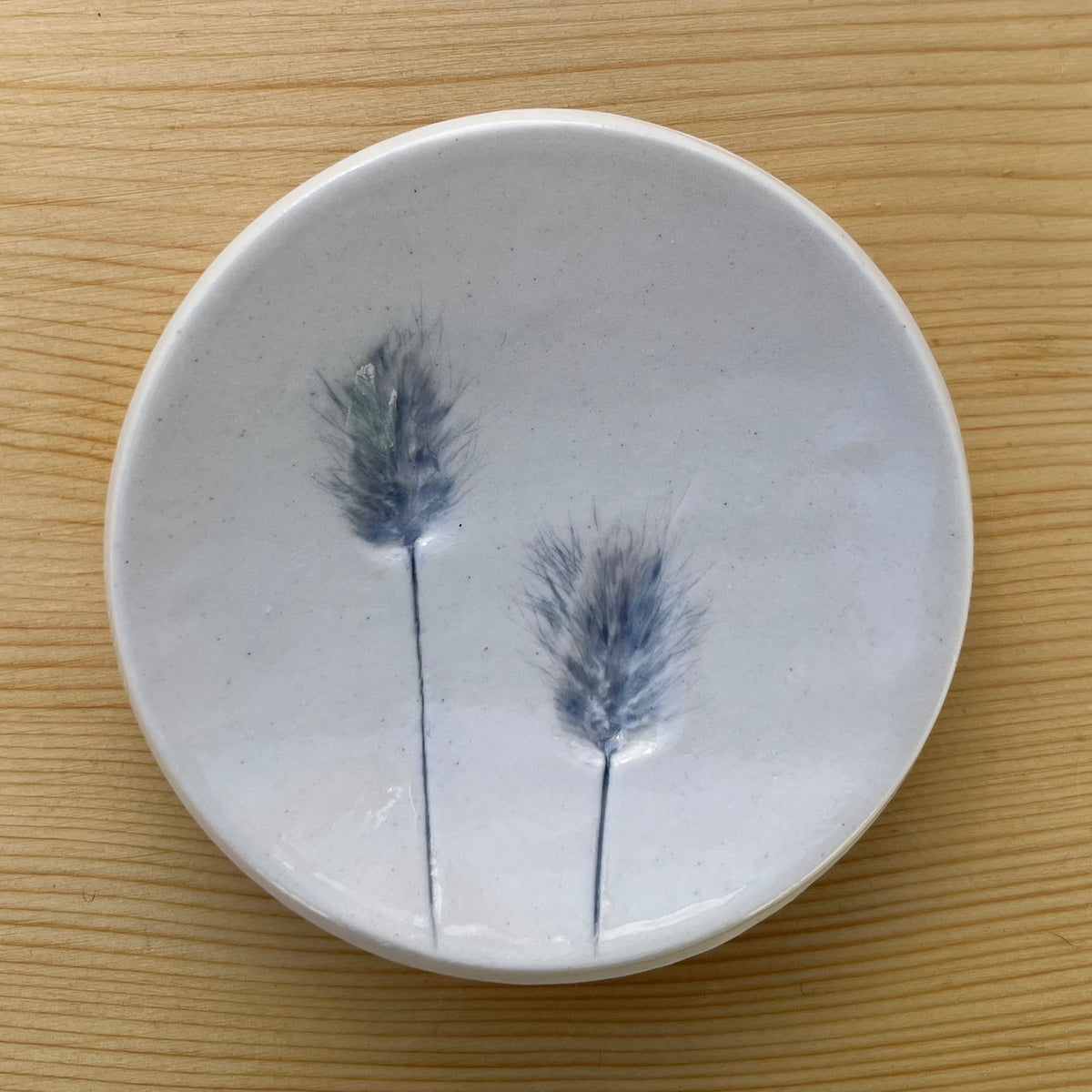 Hare's Tail Ring Dish Dark Blue